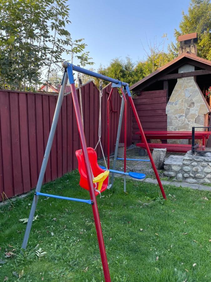 Apartmany Pod Troma Korunami Červený Kláštor Exteriör bild